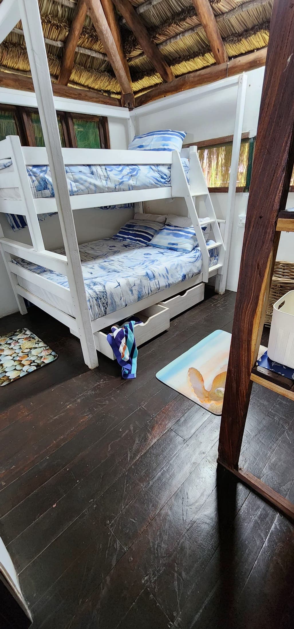 Kids' bunk room